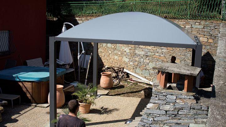 abri toit terrasse bache grise pour particulier corse