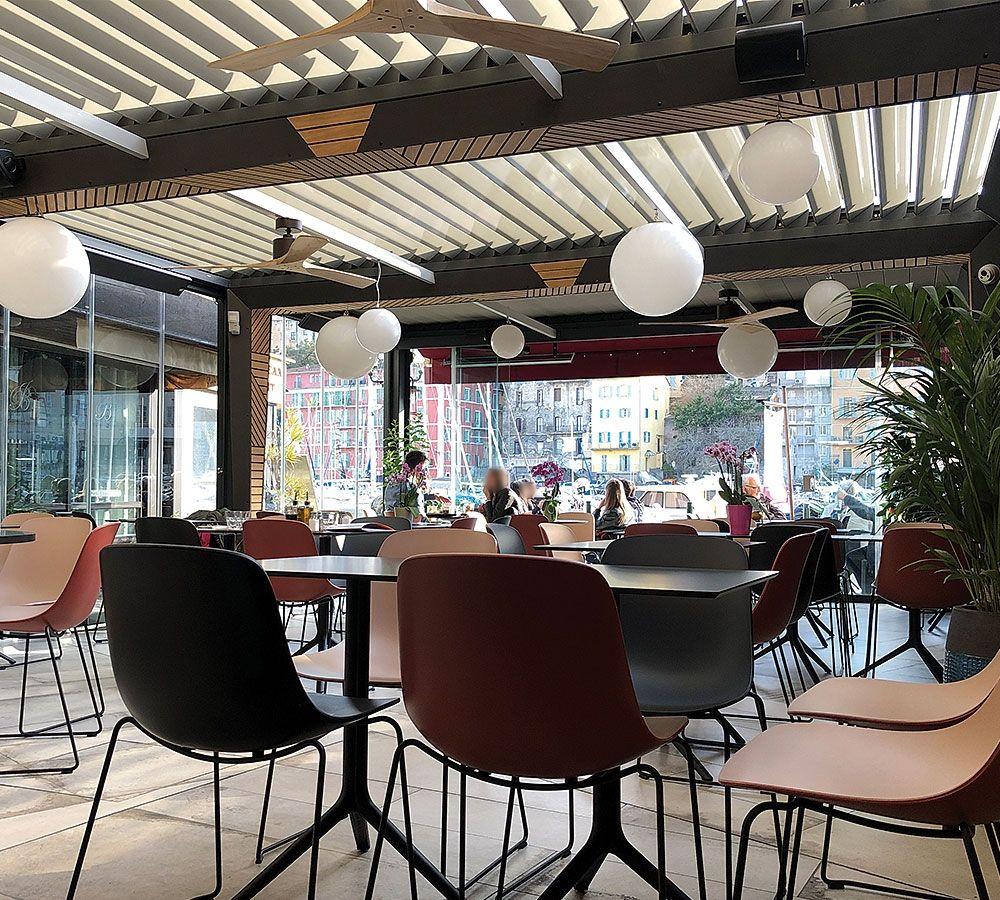 pergola bioclimatique aluminium restaurant port bastia