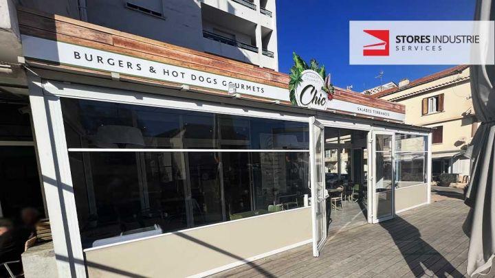 store vertical; fermeture de terrasse; terrasse restaurant;